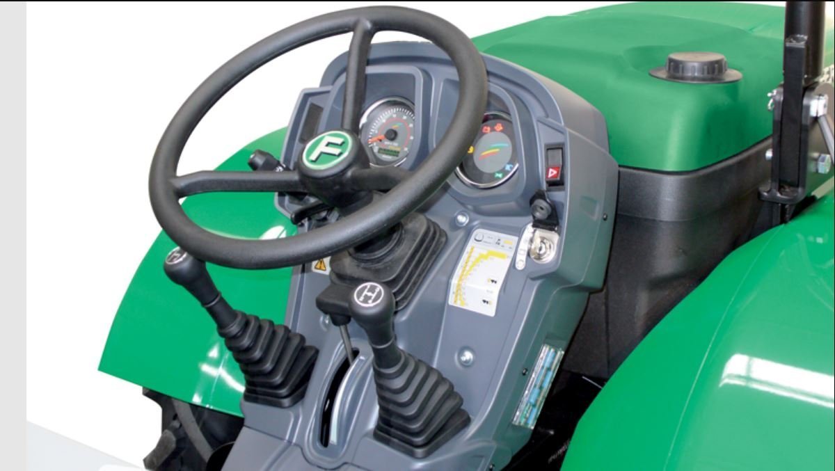 Ferrari Cromo 35 AR Knicklenker Kleintraktor 25 PS – Allrad Grundmaschine ohne Bereifung