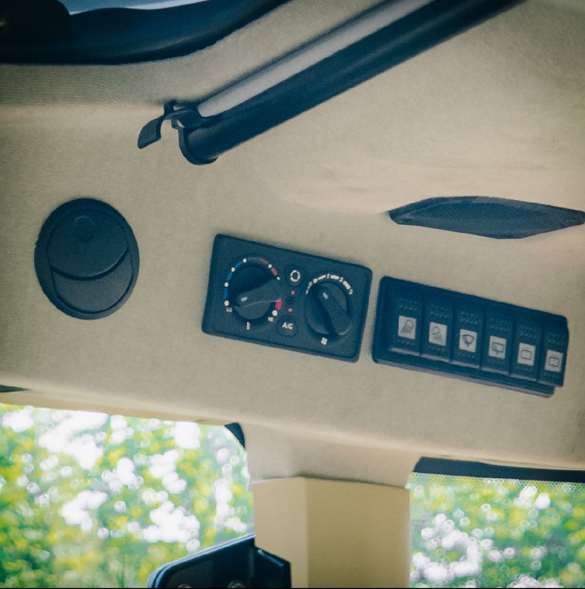TAFE 7515C Traktor 74 PS mit Kabine – Allradtraktor mit 8.000 kg Anhängelast